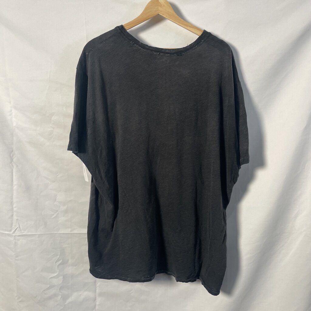 GV Gallery Beauty Tee Sz. XL