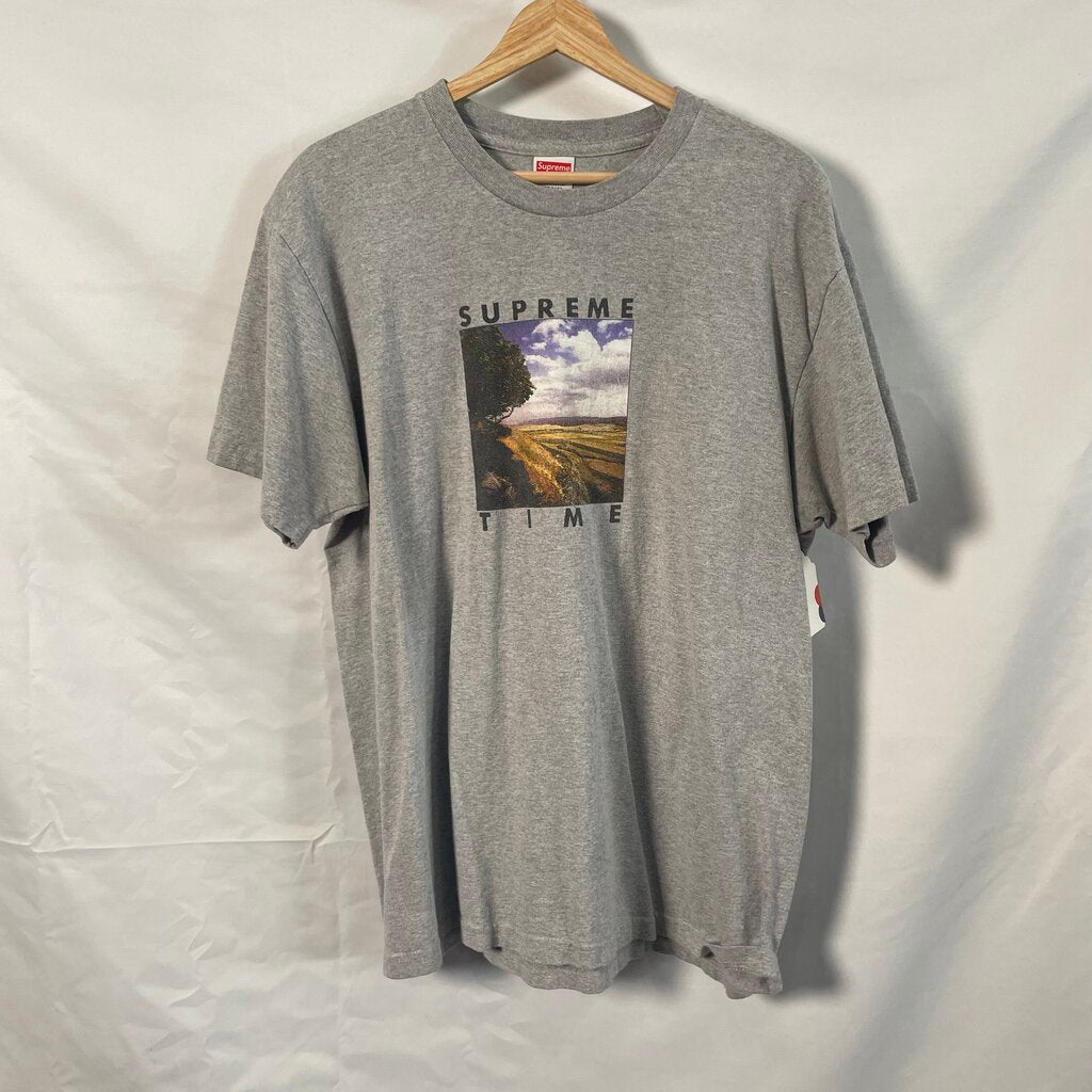 Supreme Times Tee Sz. L