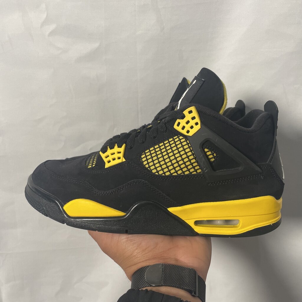 Jordan 4 Thunder Sz. 9 NB