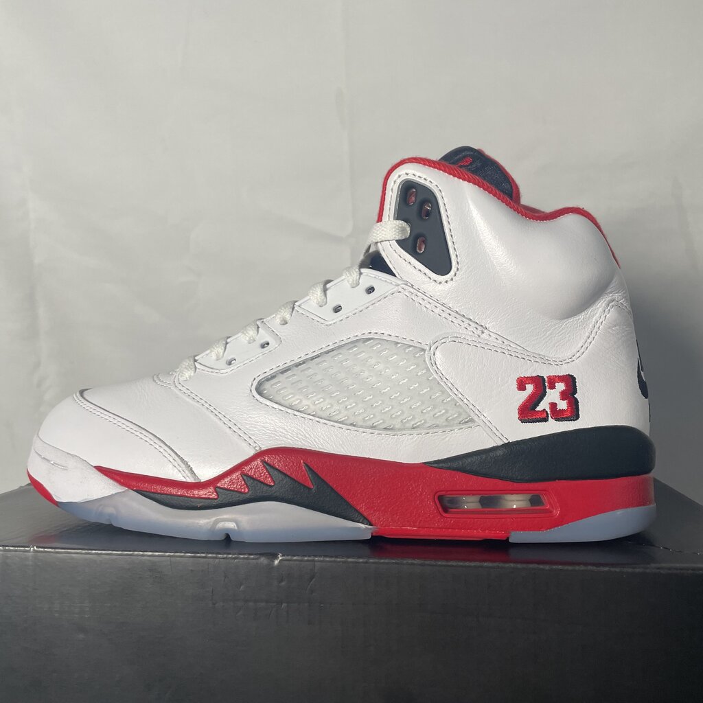 Jordan 5 Fire Red Sz. 9