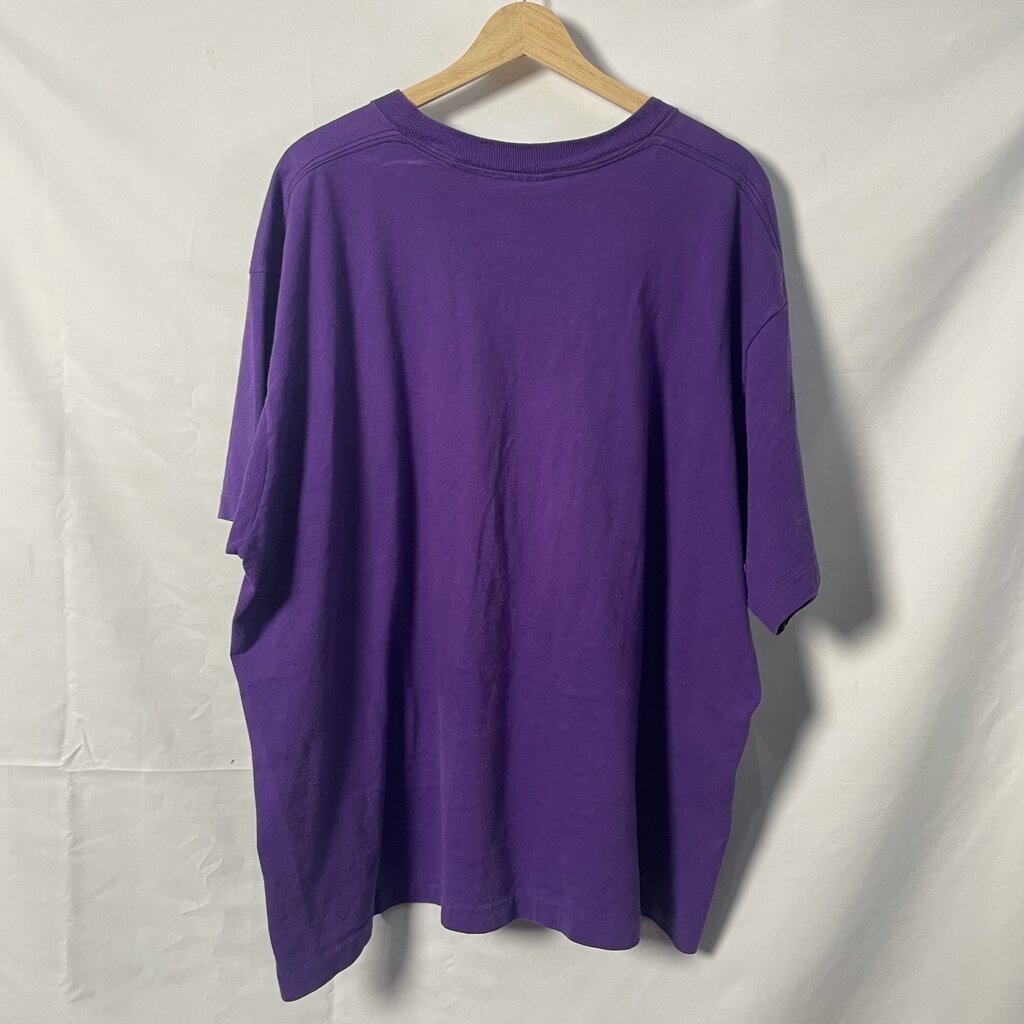 Vintage Magic Johnson tee Sz. XL
