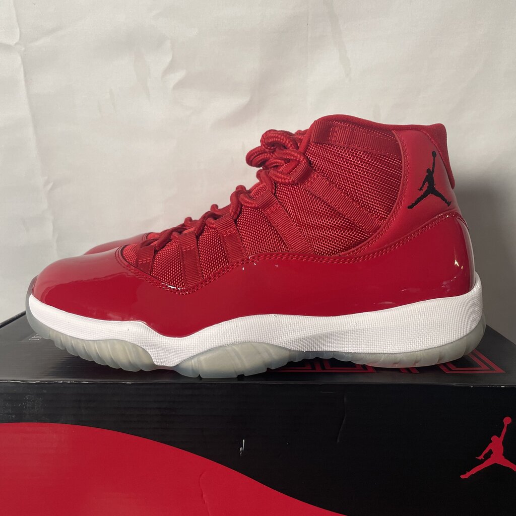 Jordan 11 Gym Red Sz. 10.5