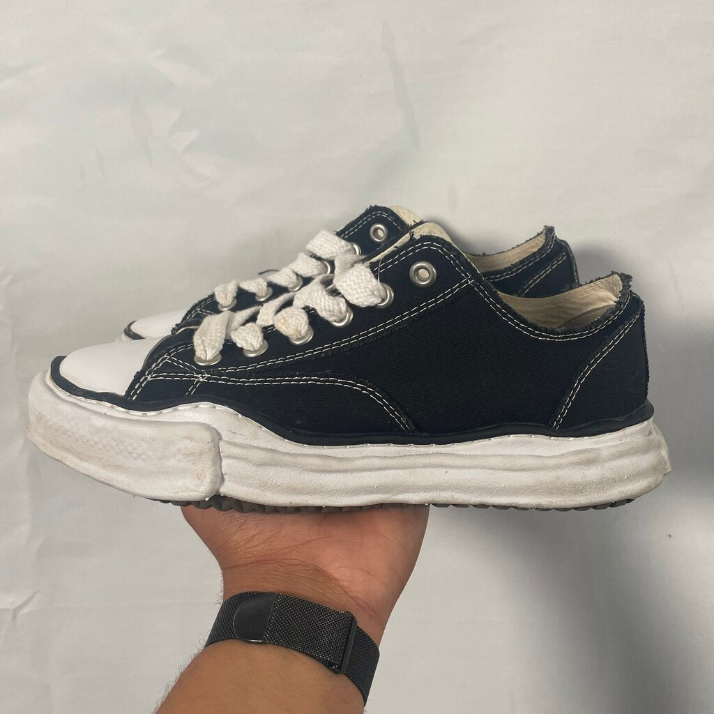 Maison Mihara Sneakers Sz. 42