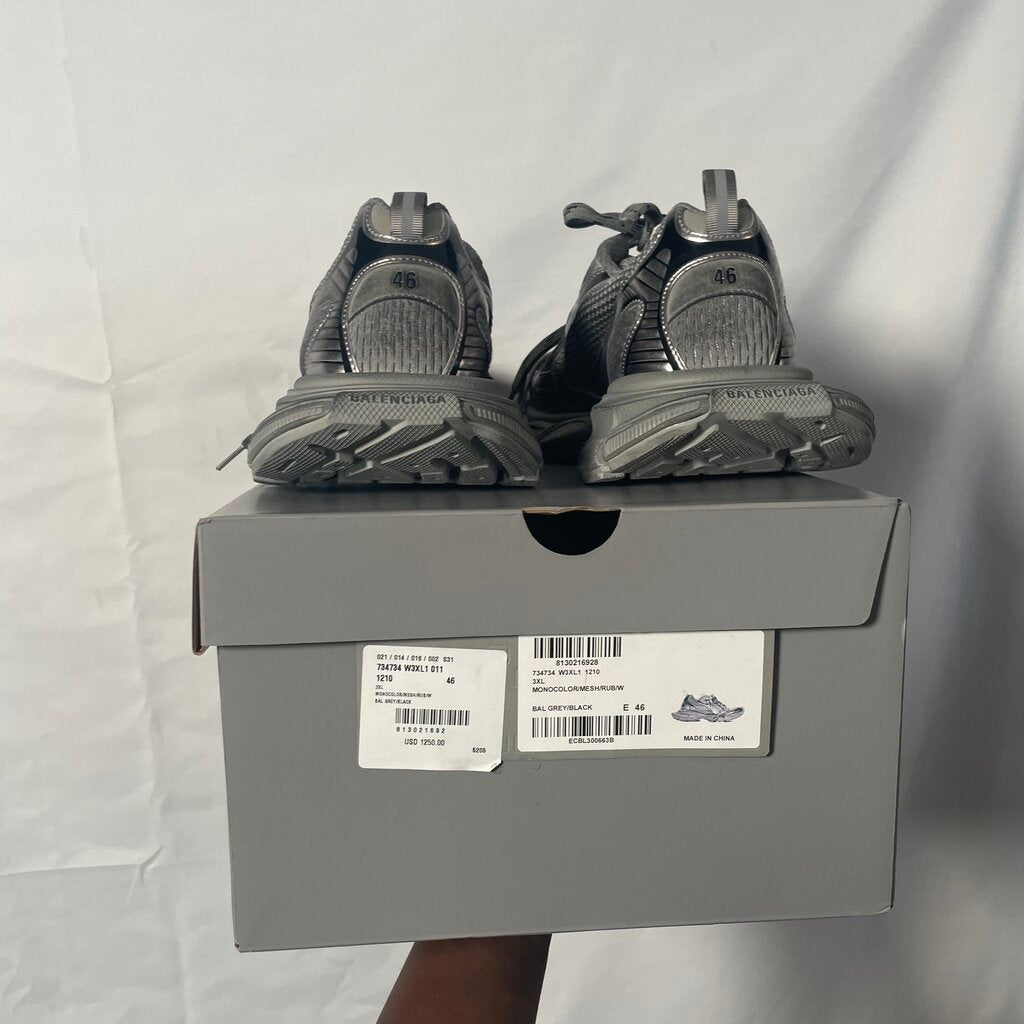 Grey Balenciaga 3XLs Sz. 46