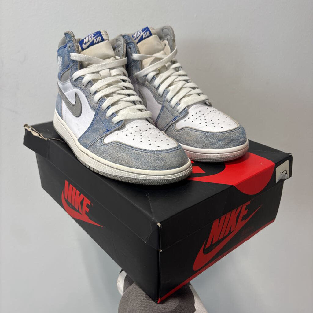 Jordan 1 Hyper Blue Sz 10.5