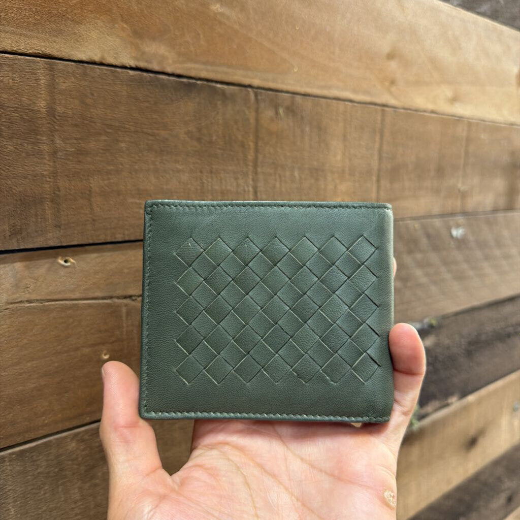 BOTTEGA VENETA WOVEN WALLET