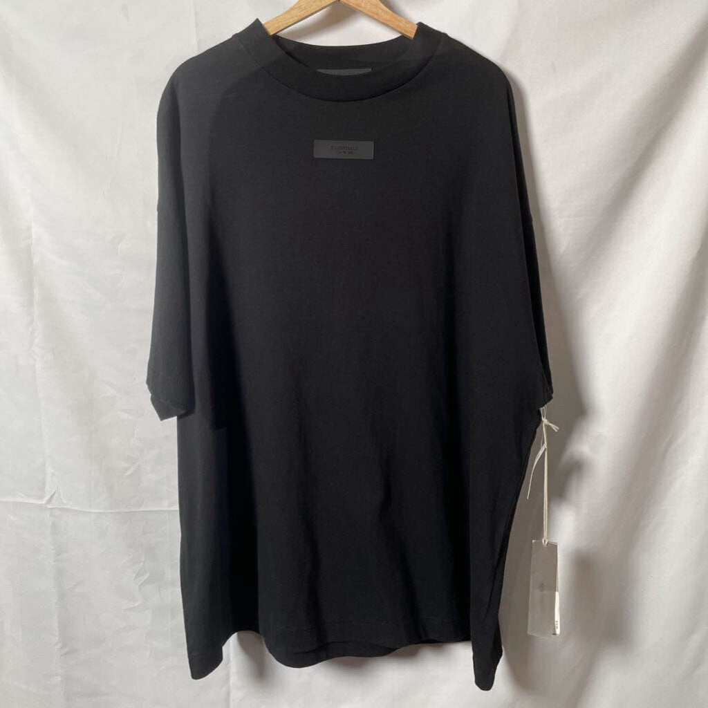 Black Essentials Tee Sz. M