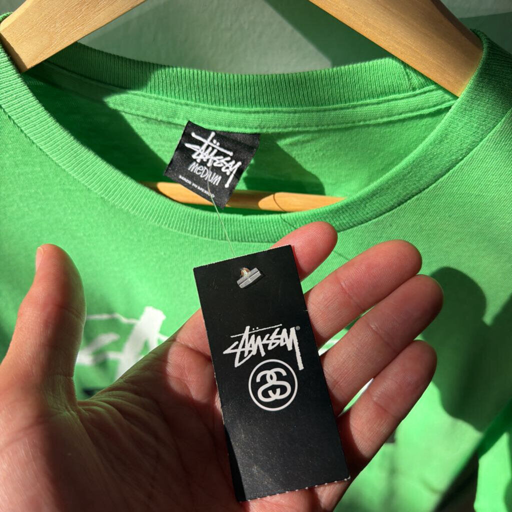 STUSSY WORLDWIDE TEE SZ M