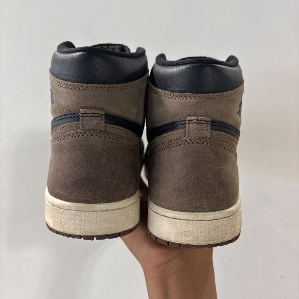 JORDAN 1 BROWN SZ.8.5