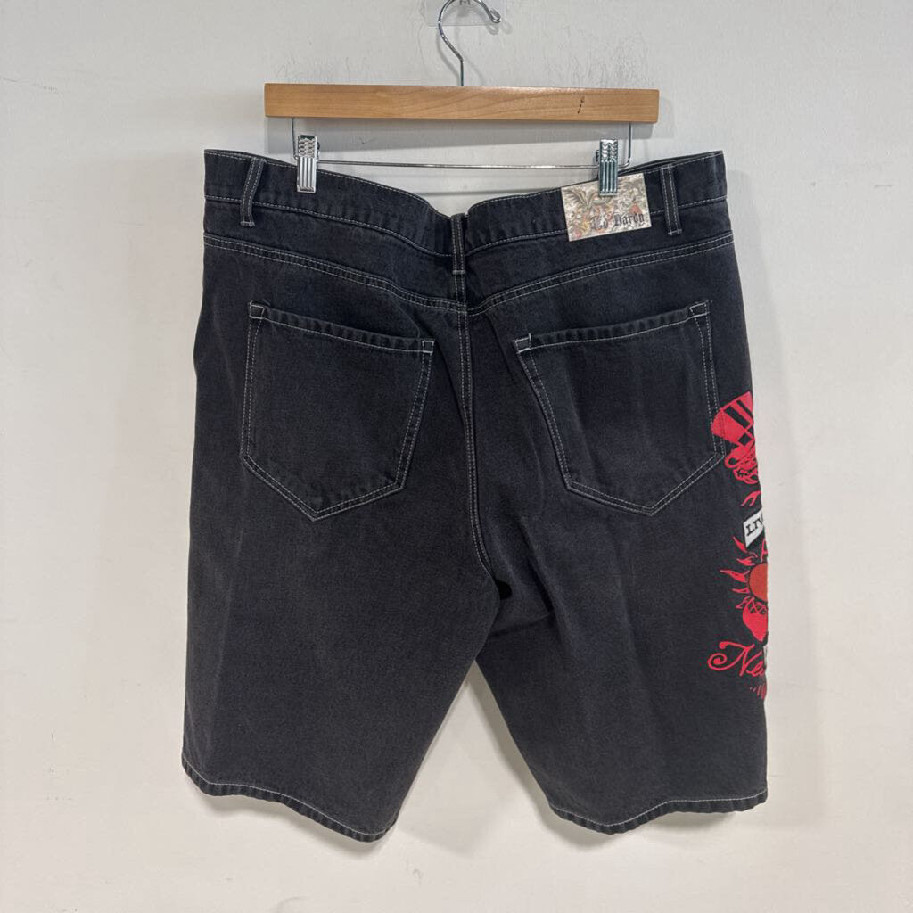 ED HARDY JORTS SZ 40