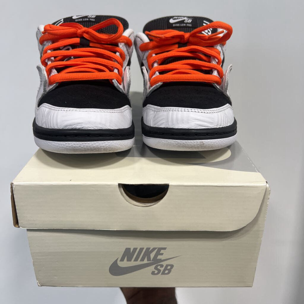 NIKE SB DUNK LOW TIGHTBOOTH SZ 8.5