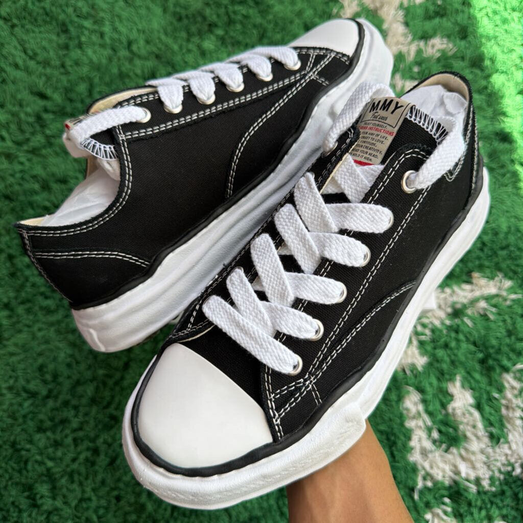 Maison Mihara Sneakers Sz. 44