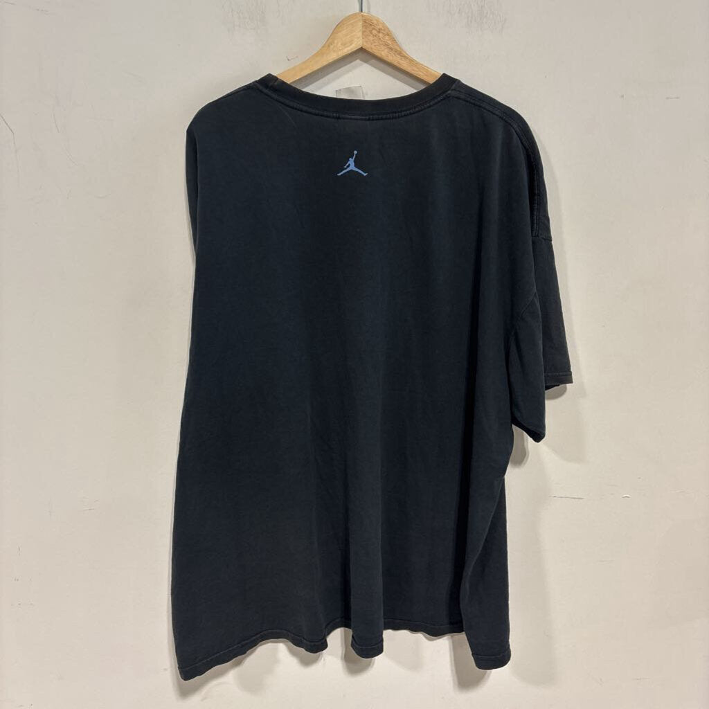 CARMELO ANTHONY TEE SZ XXL