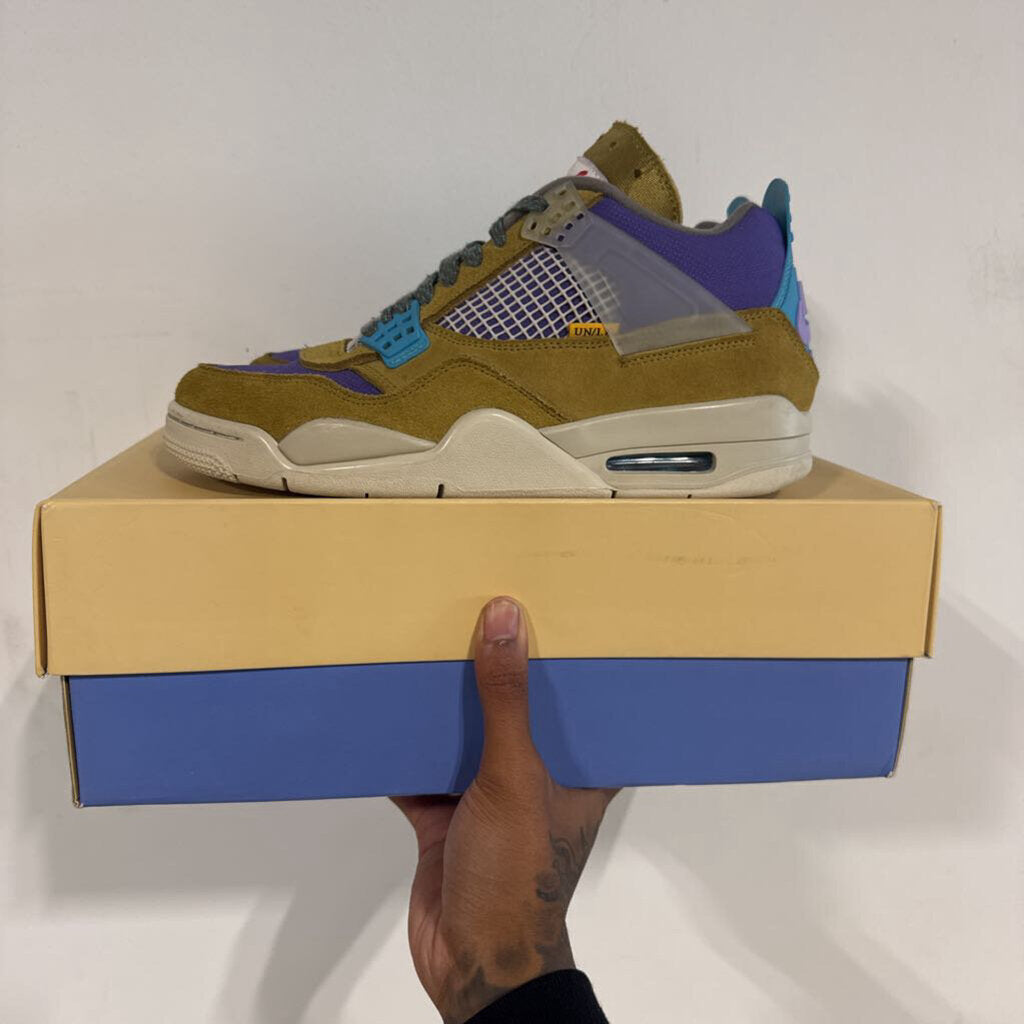 JORDAN 4 UNION DESERT MOSS SZ 8.5
