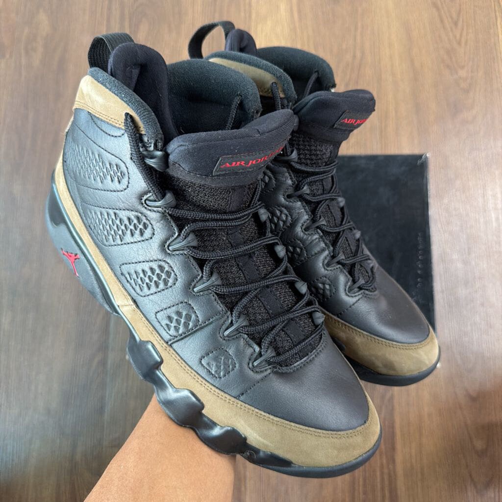 JORDAN 9 OLIVE SZ. 10