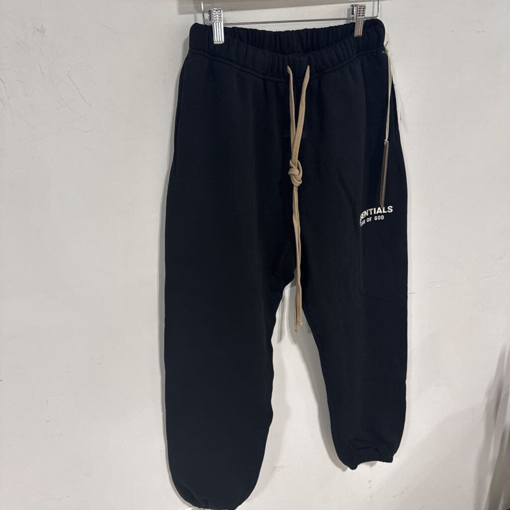 ESSENTIALS SHORTS SZ XS
