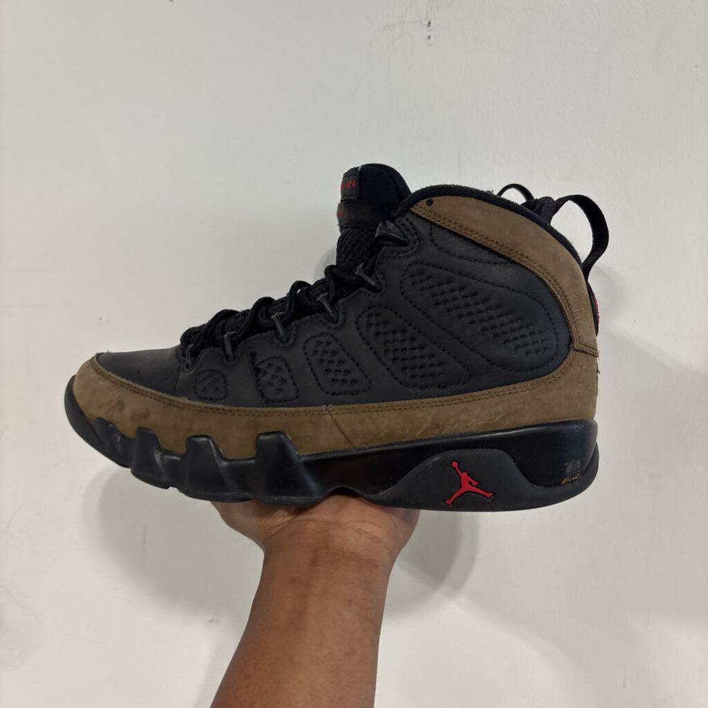 JORDAN 9 OLIVE SZ 8