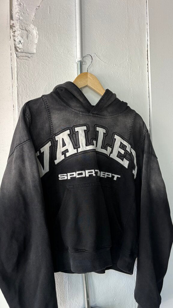 VALE VALLEY PULLOVER SZ. M