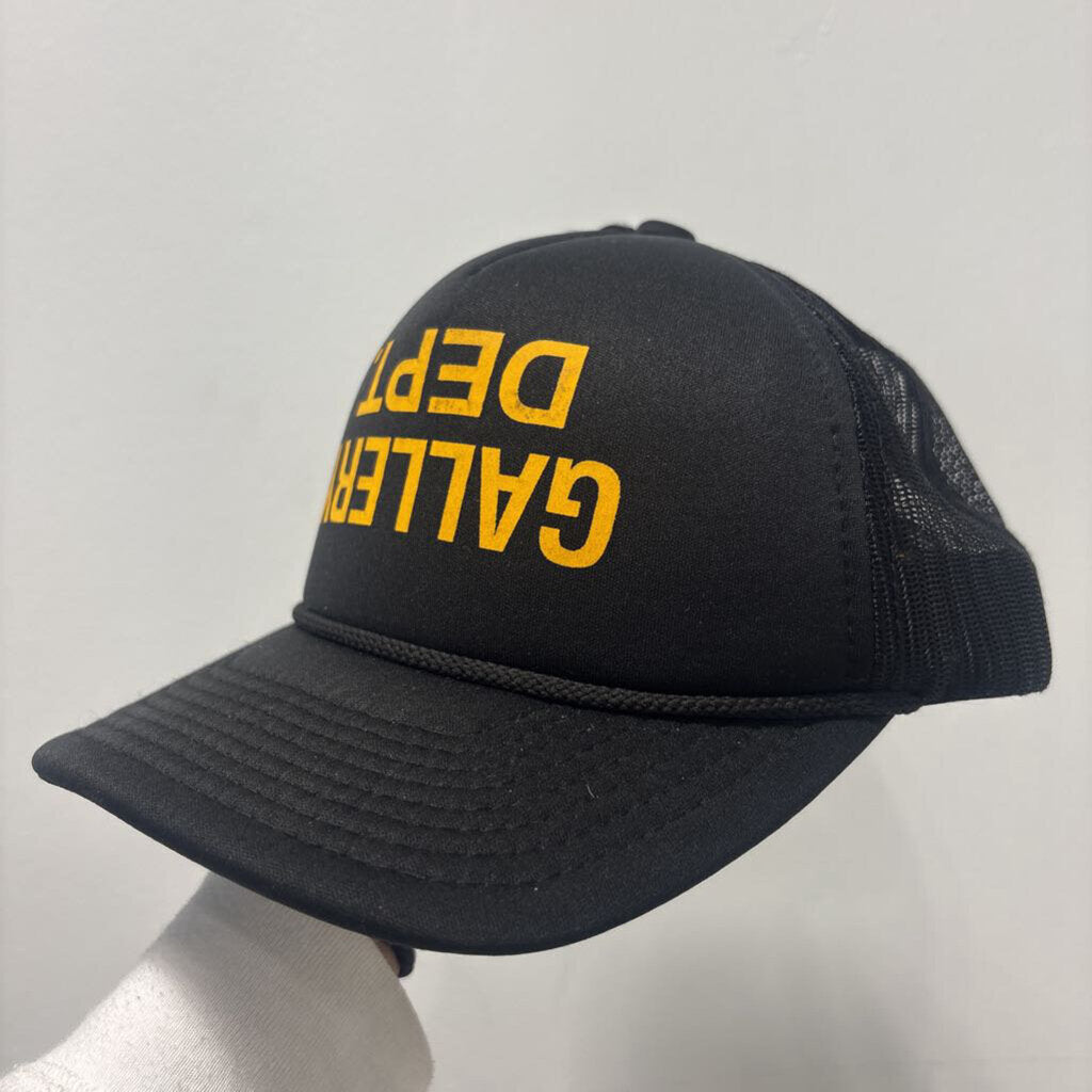 GALLERY DEPT TRUCKER