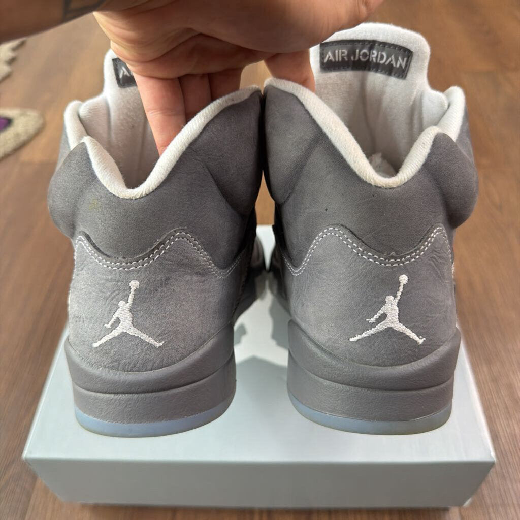 WOLF GREY JORDAN 5 SZ 8.5 (BOX)