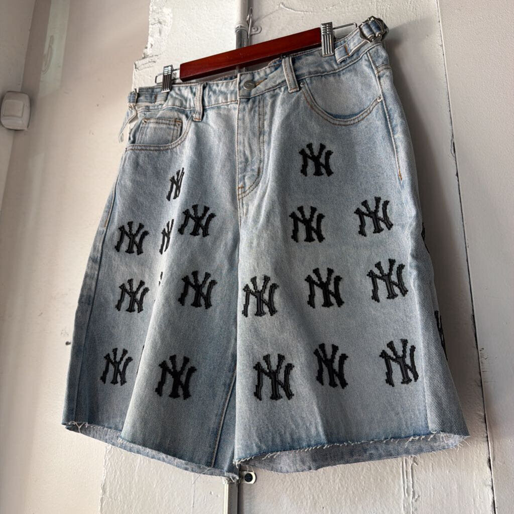 HMDD YANKEES DENIM SHORTS SZ.L