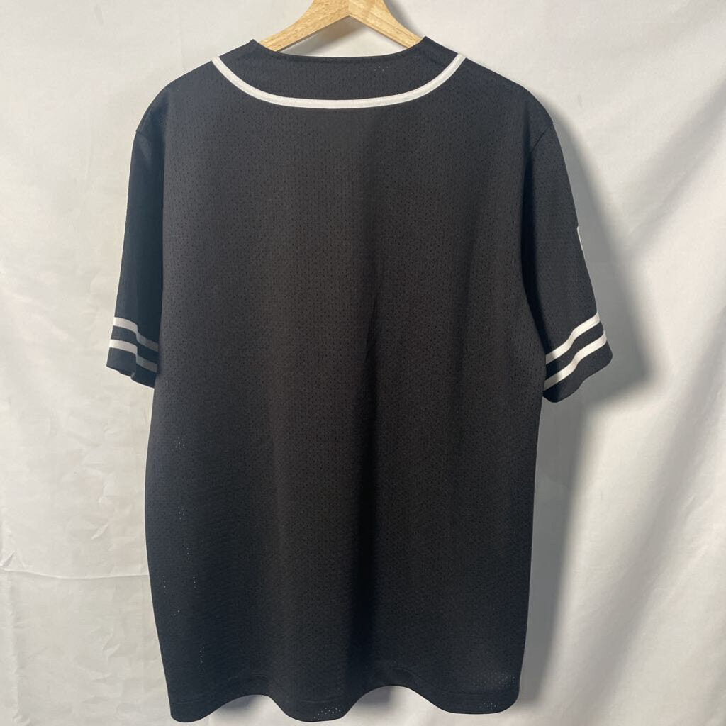 BBC Spaceship Tee Sz. L