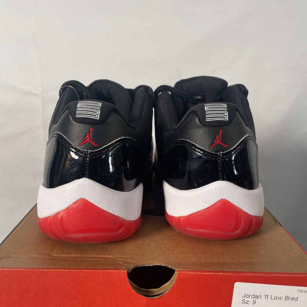 Jordan 11 Low Bred Sz. 9