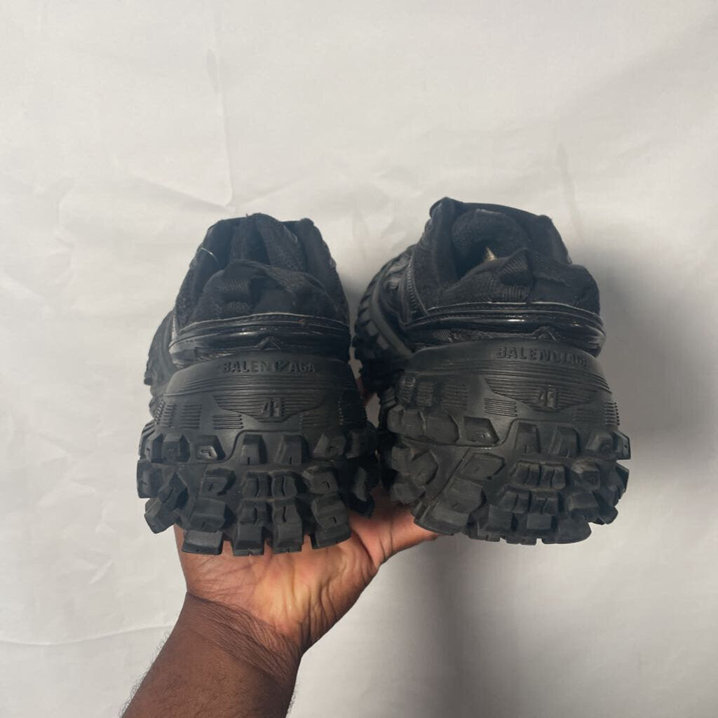 Balenciaga Black Defenders NB Sz. 41