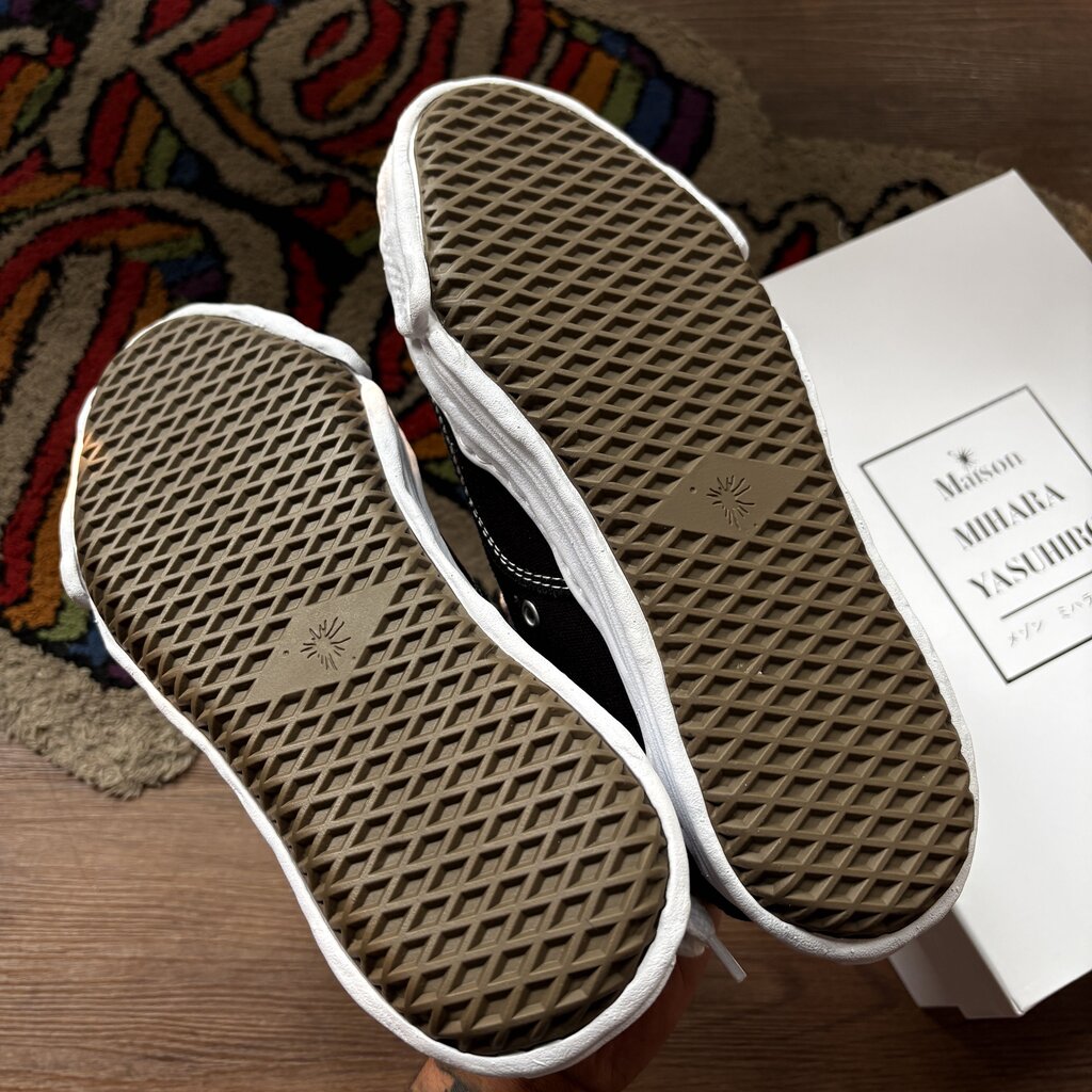 MAISON MIHARA HANK SZ. 41