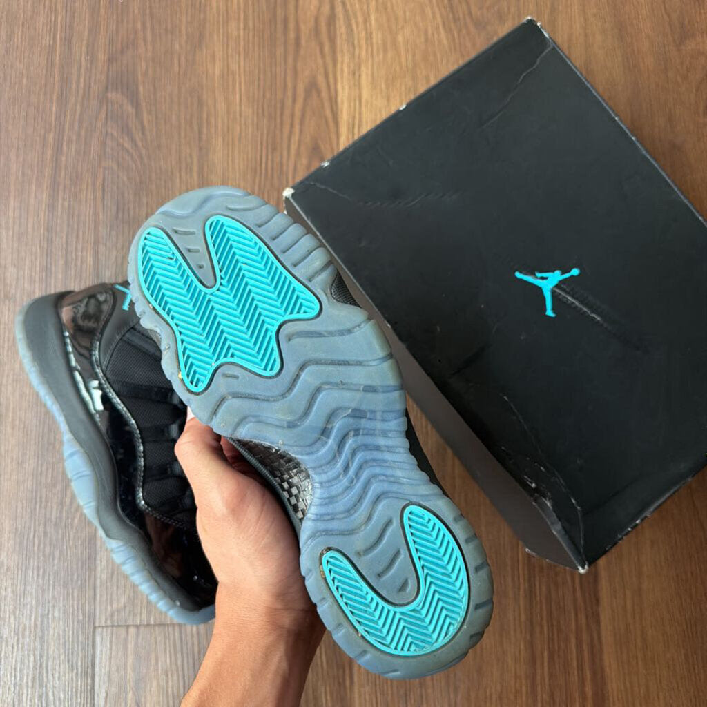 AIR JORDAN 11 " GAMMA " SZ.7 W BOX