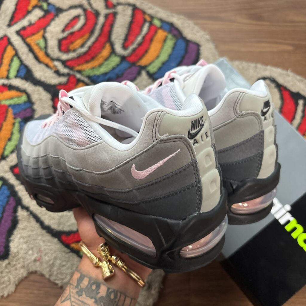 NIKE AIR MAX 95 PINK SZ. 10W