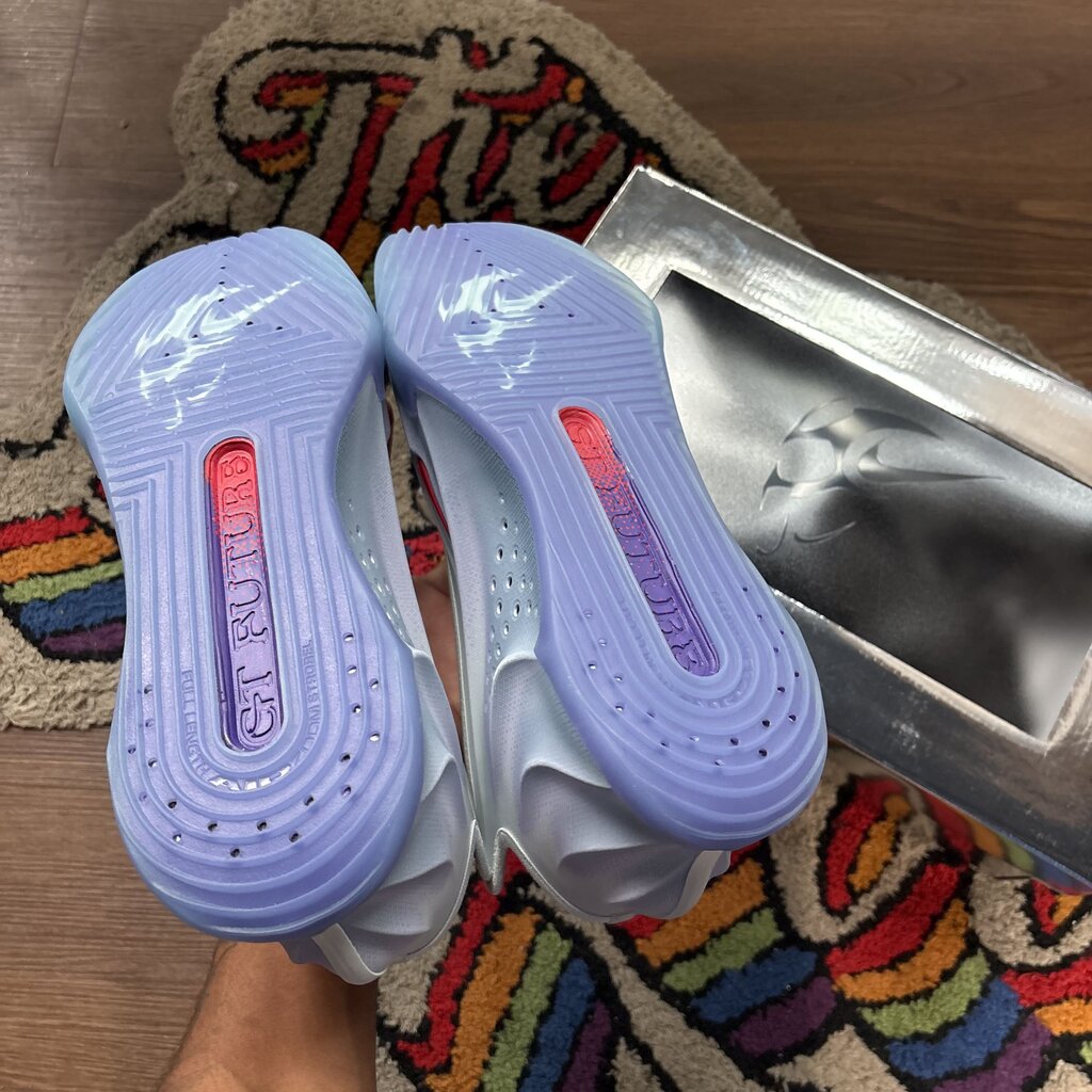 NIKE GT FUTURE SZ. 12.5 (BOX)