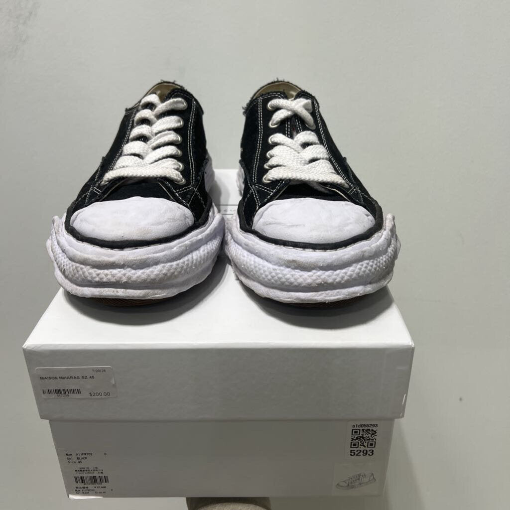 MAISON MIHARAS SZ 45