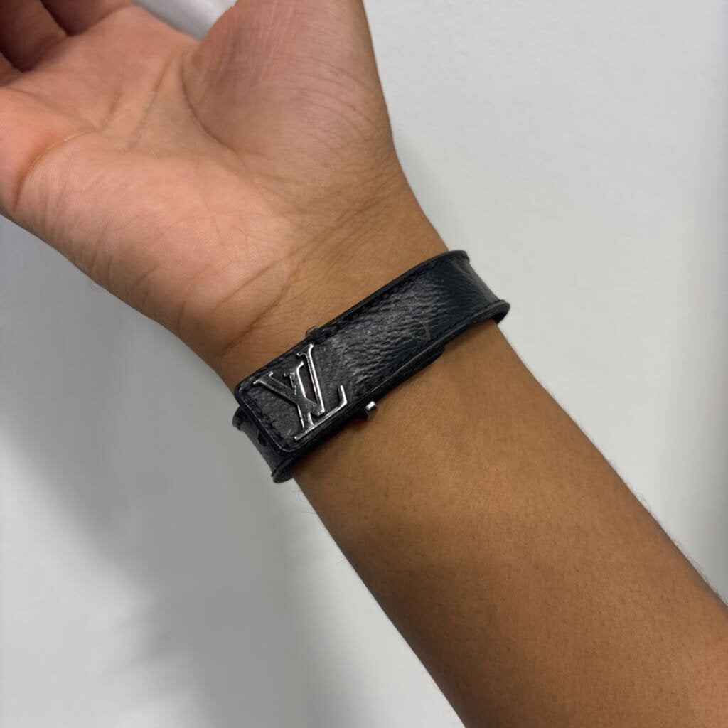 LV BRACELET