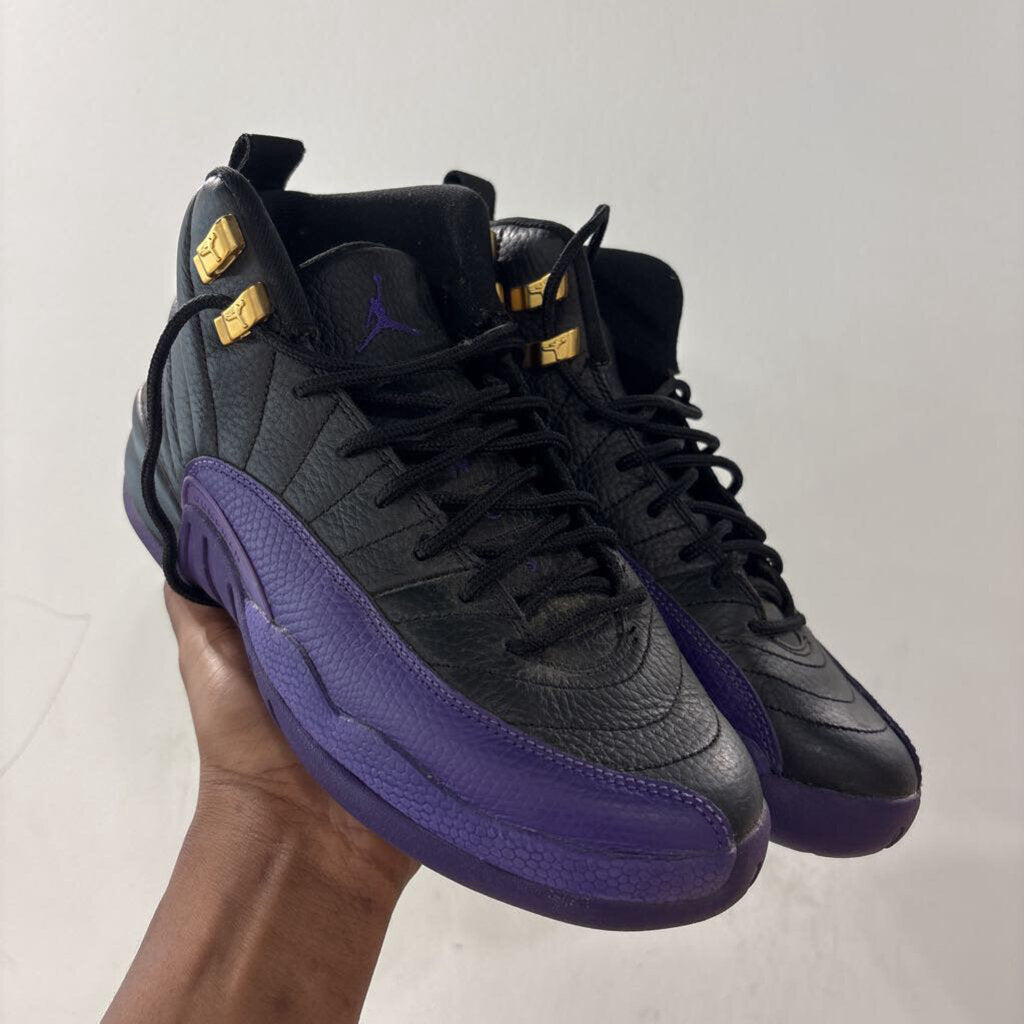 JORDAN 12 SZ 5.5