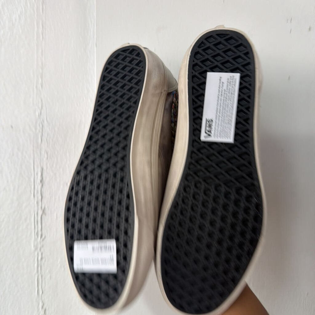 SOUVENIR WHITE VANS SZ 8.5