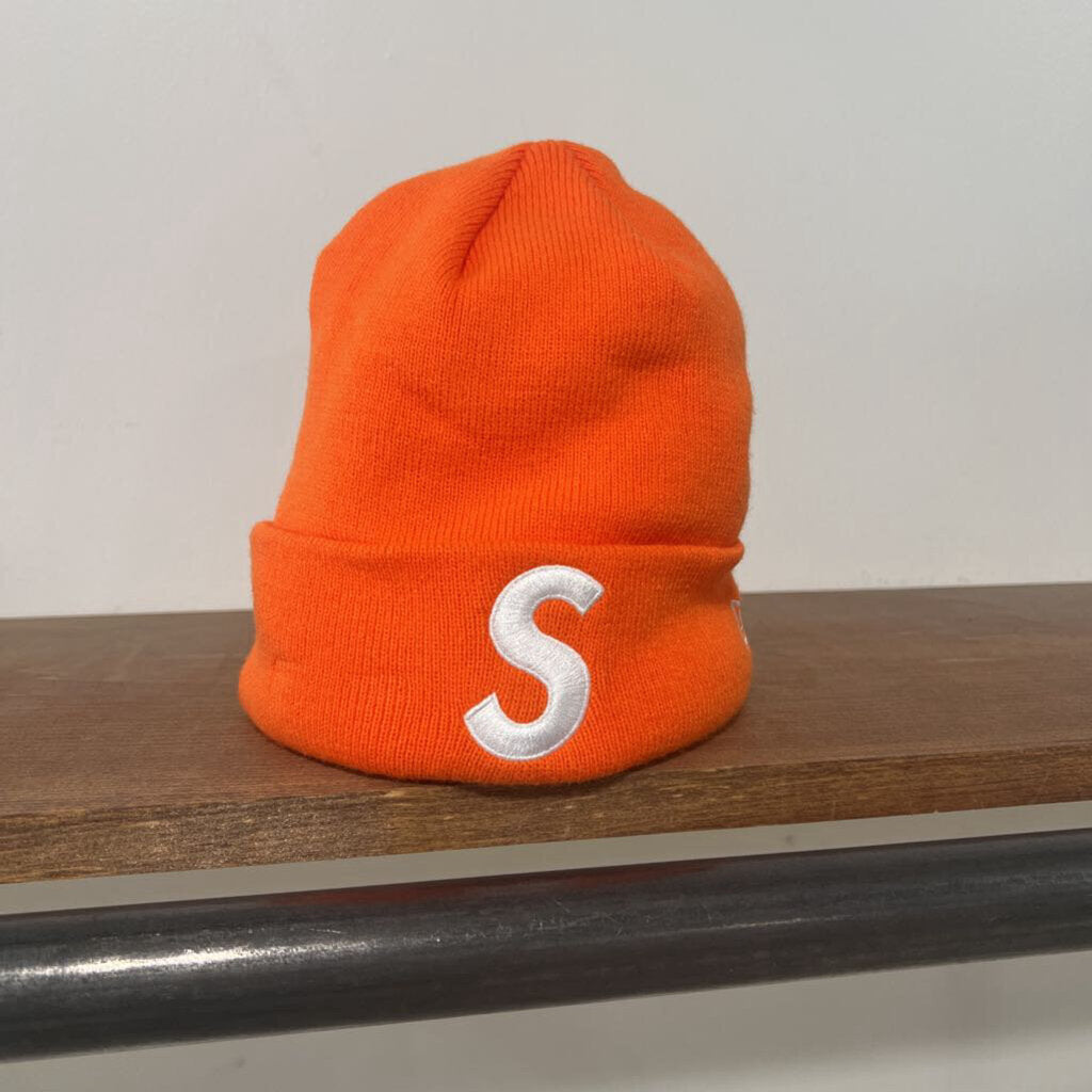 SUPREME BENNIE
