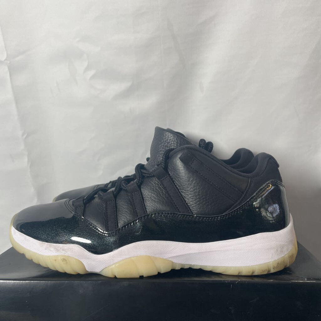Jordan 11 Low 72-10