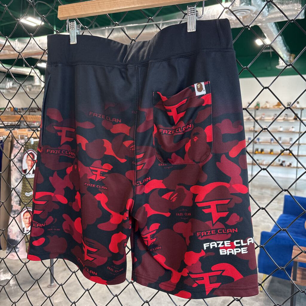 BAPE X FAZE CLAN SHORTS SZ. L