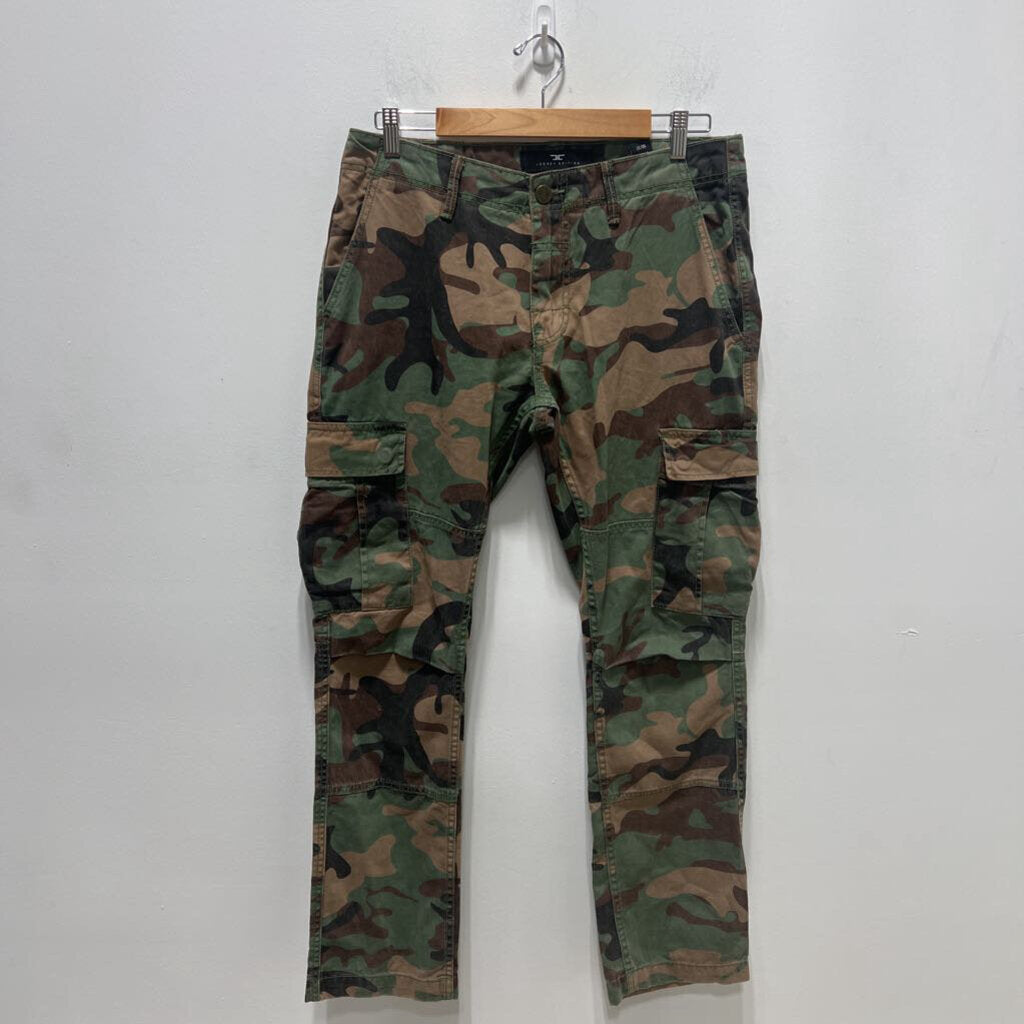 LEGACY CAMO PANTS SZ 30