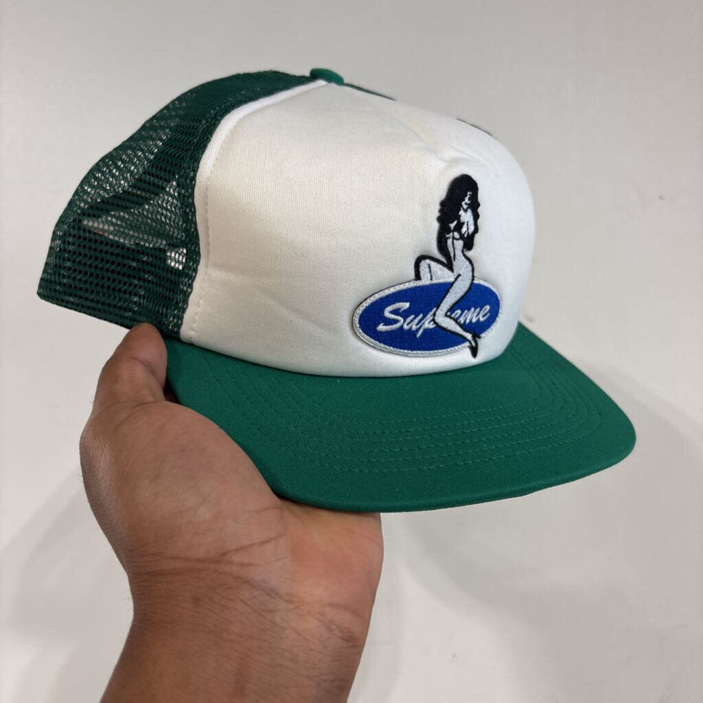 SUPREME TRUCKER HAT