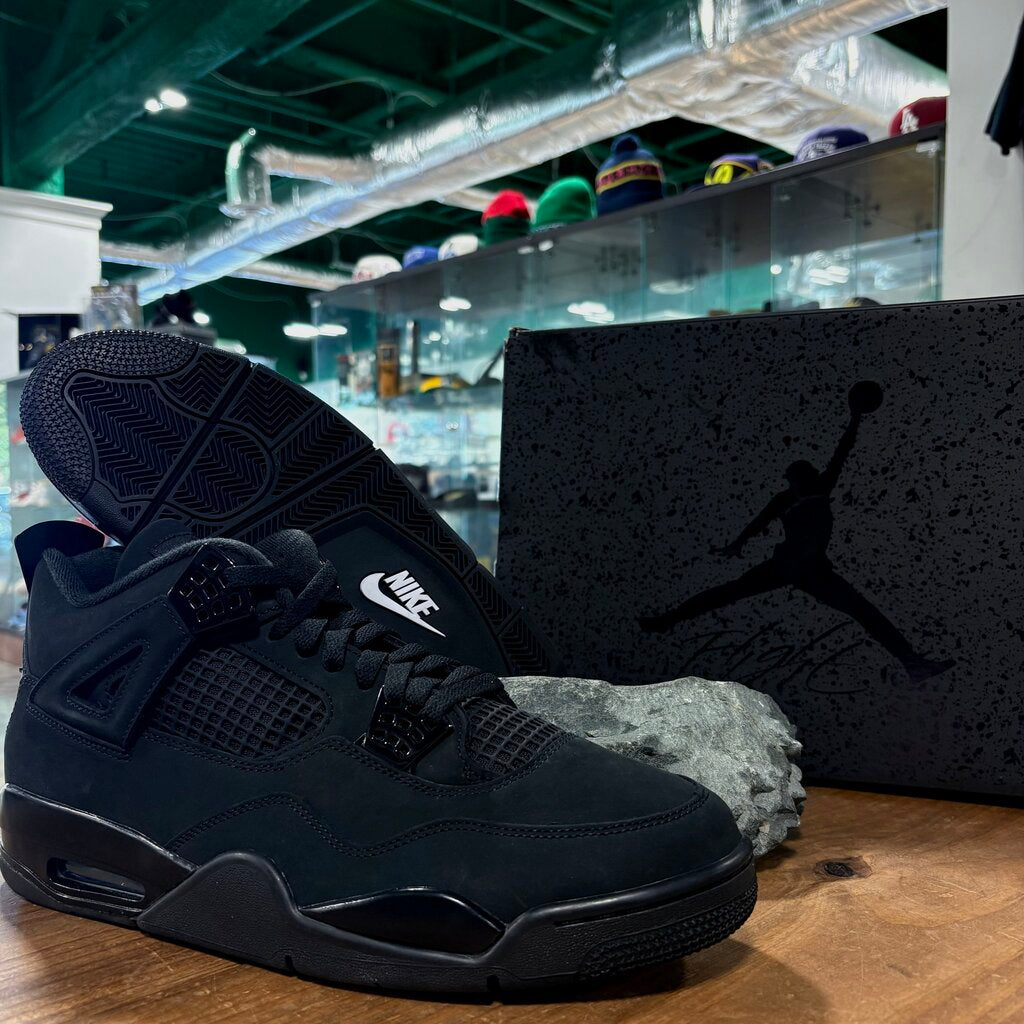JORDAN 4 BLACK CAT SZ 13