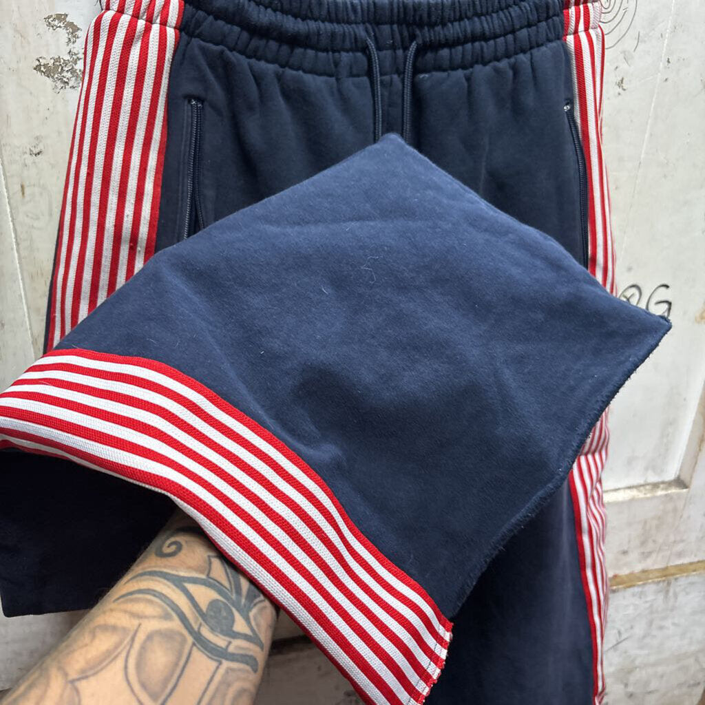 HMDD SWEATS SZ M