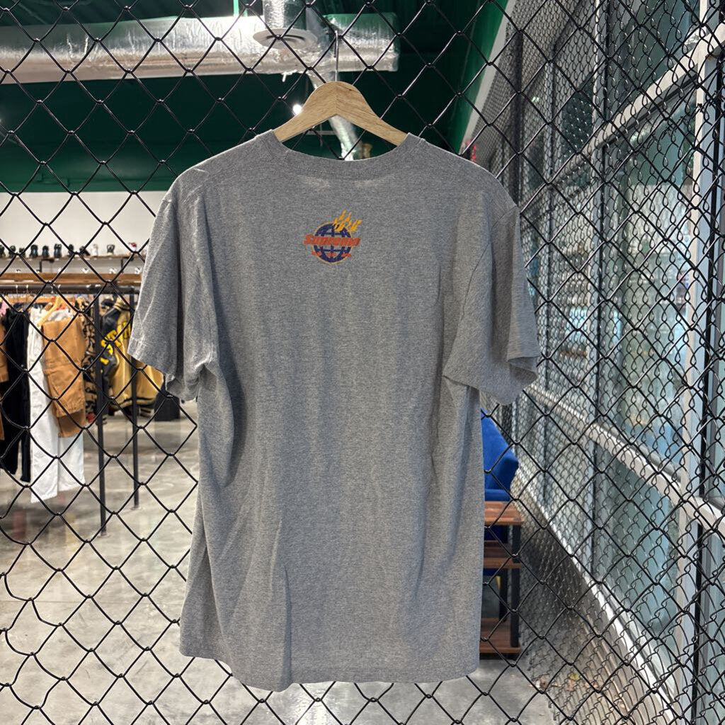 SUPREME TEE // M