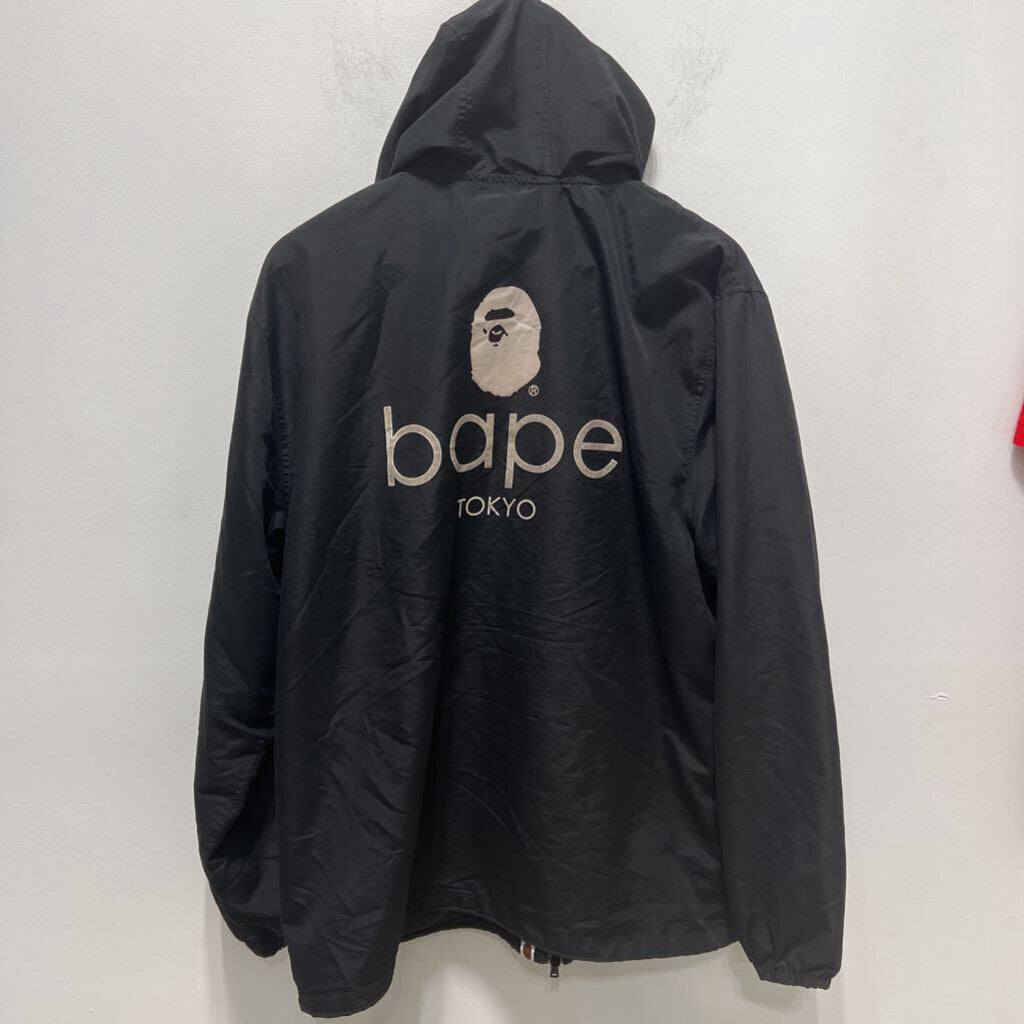 BAPE WINDBREAKER // XL