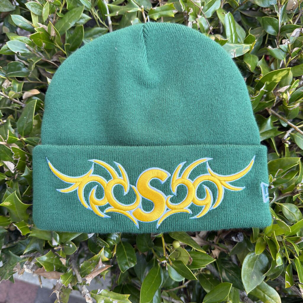 SUPREME GREEN BEANIE