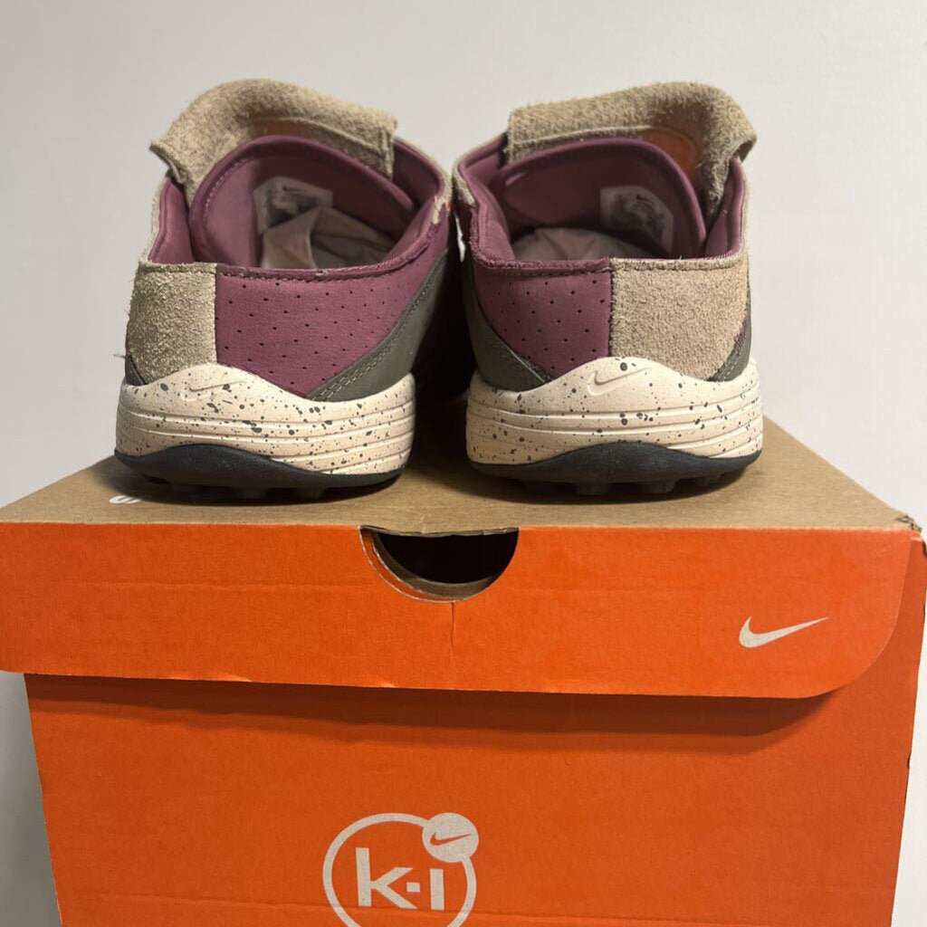 NIKE TOTAL 90 MULE KID OF IMMIGRANTS // SZ 13