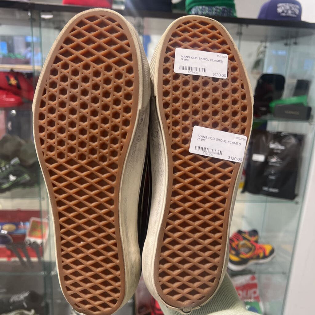 VANS OLD SKOOL FLAMES // 9M