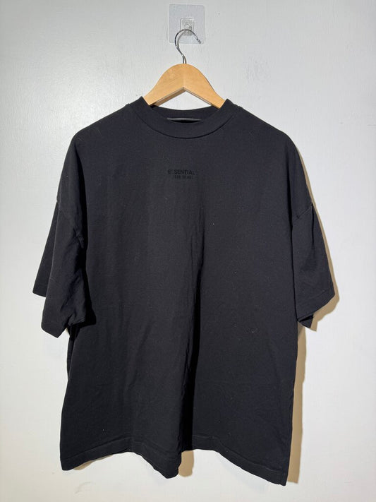ESSENTIALS BLK TEE M