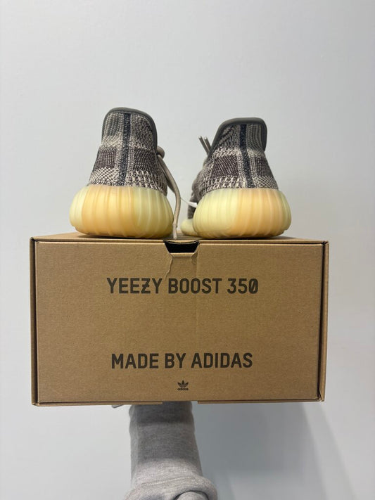 Yeezy 350 Boost V2 Zyon Sz. 9.5